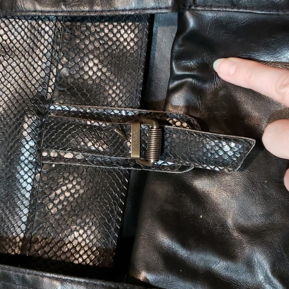 Vintage leather shoulder bag - Picture 5 of 8